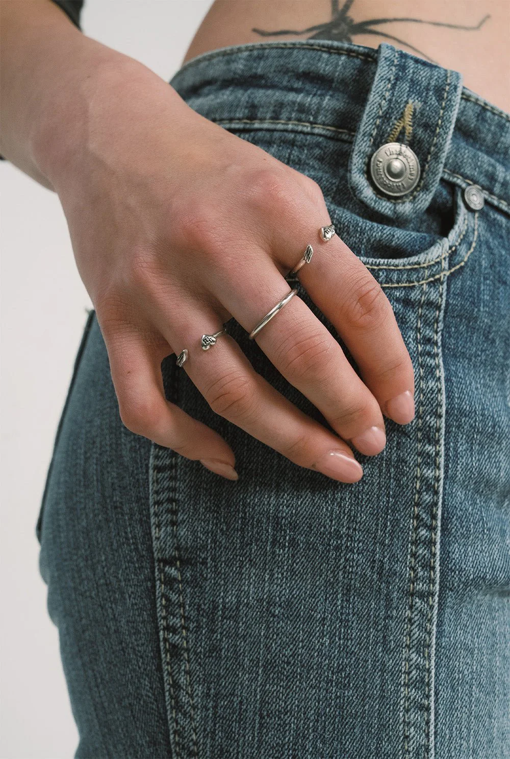 Love wing ring - Image 5